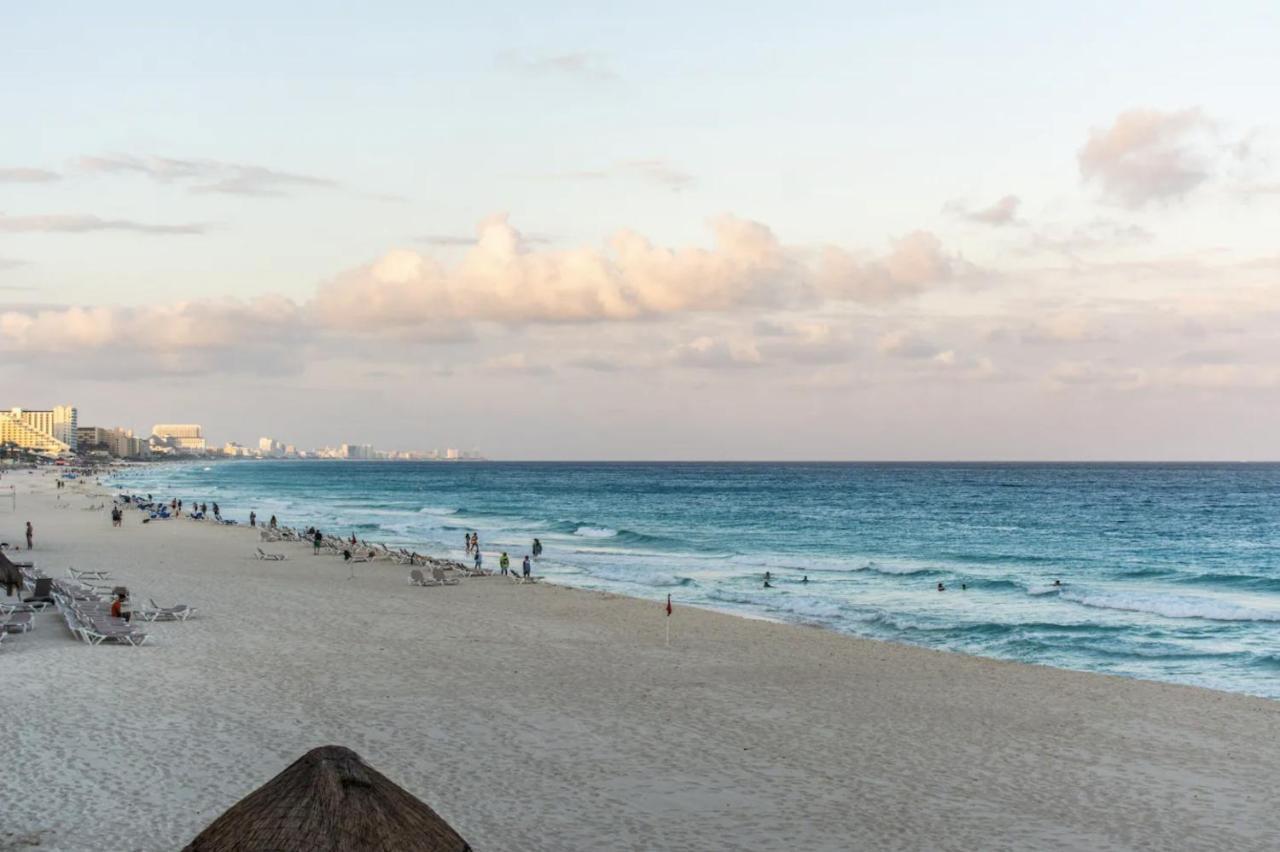 Cancun Beach&Sunrise 외부 사진